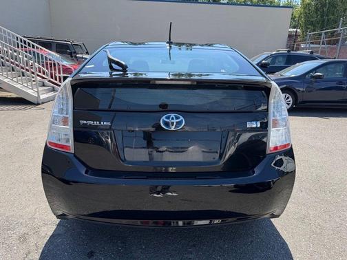 Black 2010 Toyota Prius II