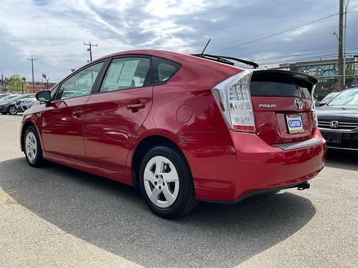 Barcelona Red Metallic 2011 Toyota Prius II