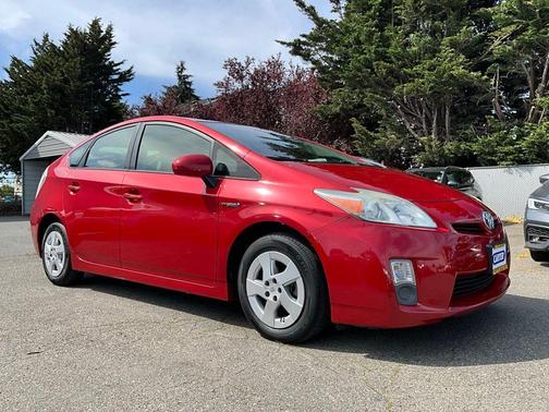 Barcelona Red Metallic 2011 Toyota Prius II