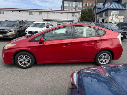 Barcelona Red Metallic 2011 Toyota Prius II