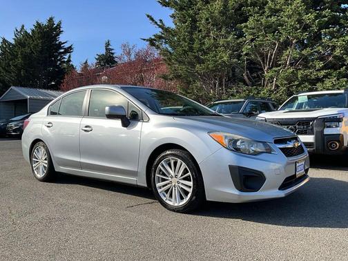 Ice Silver Metallic 2014 Subaru Impreza 2.0i Premium