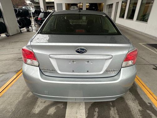 2014 Subaru Impreza 2.0i Premium