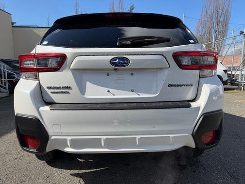 Crystal White Pearl 2022 Subaru Crosstrek Premium