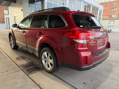 2014 Subaru Outback 2.5i Premium
