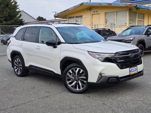 Crystal White Pearl 2026 Subaru Forester Touring