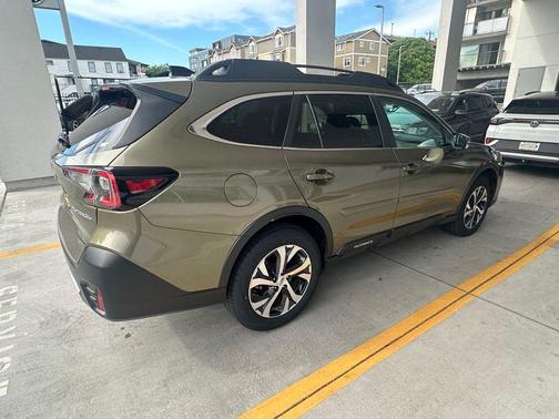 Autumn Green Metallic 2021 Subaru Outback Limited