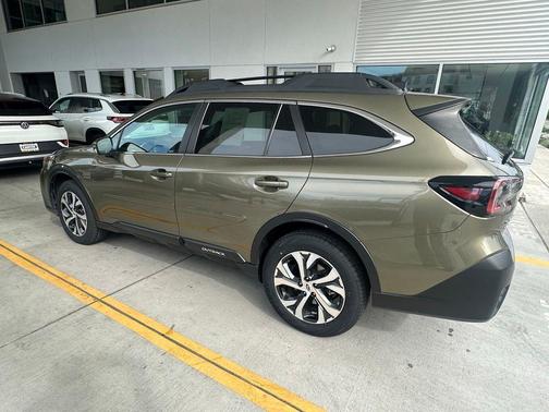 Autumn Green Metallic 2021 Subaru Outback Limited