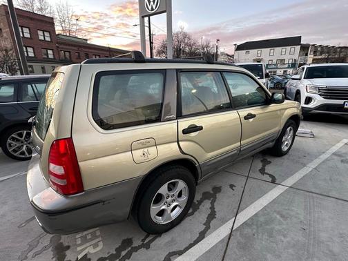 2004 Subaru Forester 2.5XS