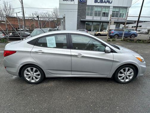 2014 Hyundai Accent GLS