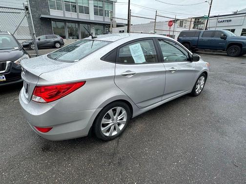 2014 Hyundai Accent GLS