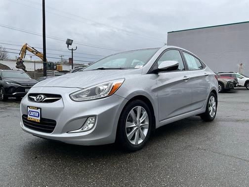 Ironman Silver Metallic 2014 Hyundai Accent GLS