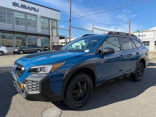 Geyser Blue 2024 Subaru Outback Wilderness