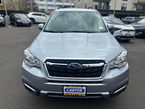 Ice Silver Metallic 2018 Subaru Forester 2.5i Premium