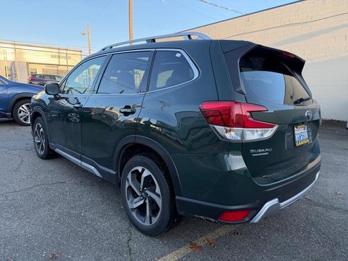 2023 Subaru Forester Touring