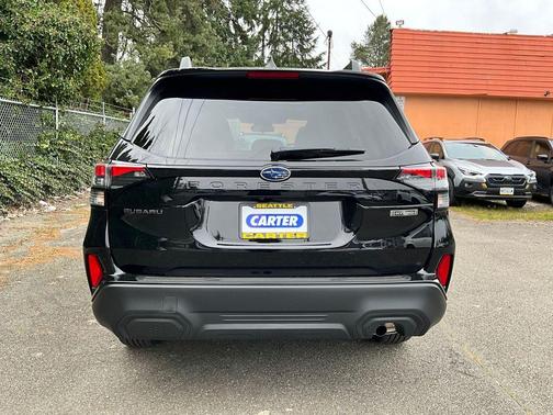 Crystal Black Silica 2026 Subaru Forester Premium