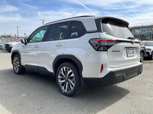 Crystal White Pearl 2026 Subaru Forester Touring