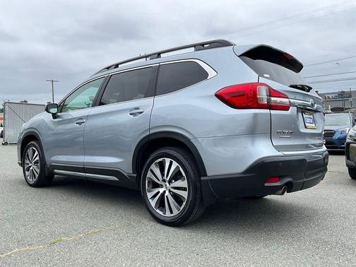 Ice Silver Metallic 2020 Subaru Ascent Limited 7-Passenger