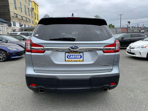 Ice Silver Metallic 2020 Subaru Ascent Limited 7-Passenger
