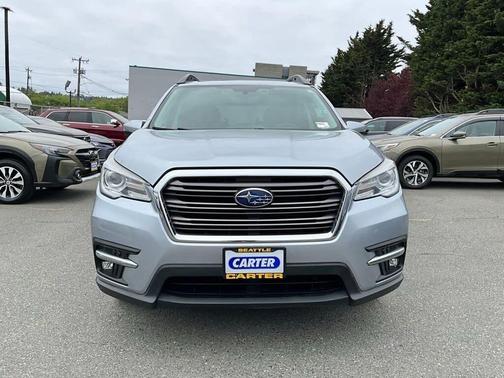 Ice Silver Metallic 2020 Subaru Ascent Limited 7-Passenger