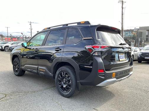 Crystal Black Silica 2026 Subaru Forester Wilderness
