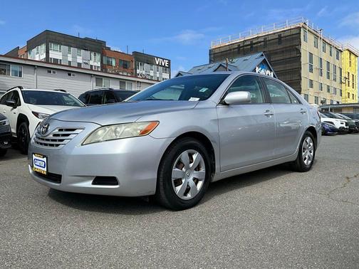 Classic Silver Metallic 2009 Toyota Camry LE