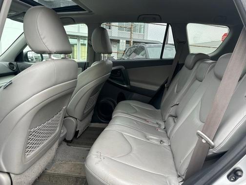 2010 Toyota RAV4 Limited