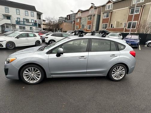 2014 Subaru Impreza 2.0i Premium