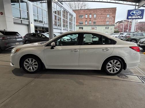 2015 Subaru Legacy 2.5i Premium