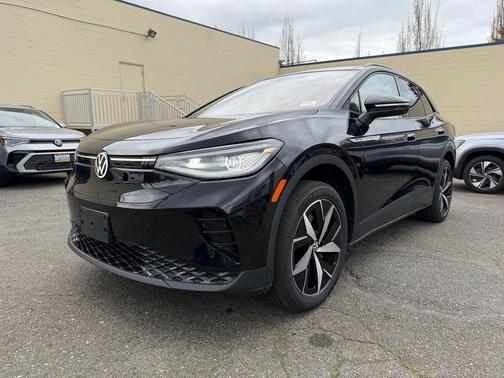 Deep Black Pearl Effect 2023 Volkswagen ID.4 Pro S