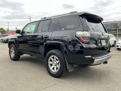 Black 2014 Toyota 4Runner Trail