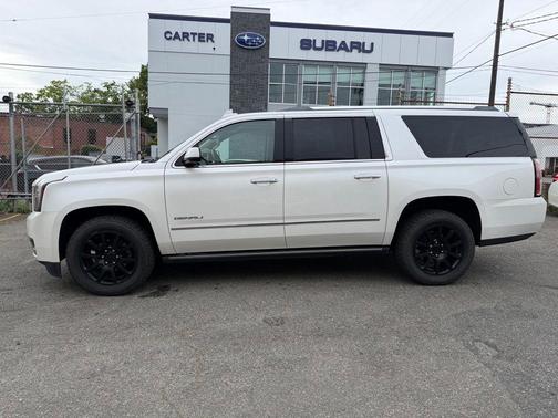 White Frost Tri-Coat 2017 GMC Yukon XL Denali
