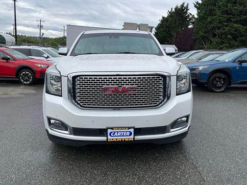 White Frost Tri-Coat 2017 GMC Yukon XL Denali