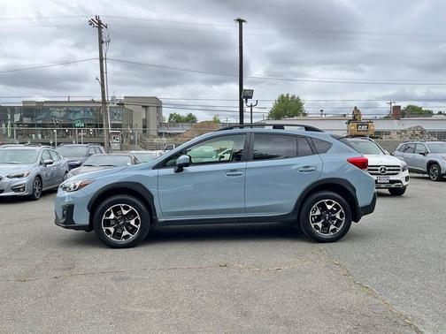 Cool-Gray Khaki 2020 Subaru Crosstrek Premium