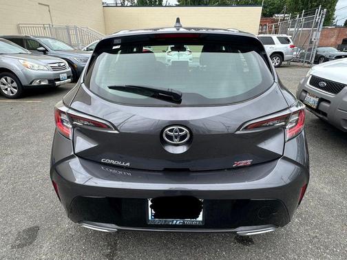 Magnetic Gray Metallic 2021 Toyota Corolla Hatchback XSE