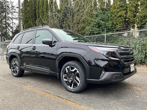 Crystal Black Silica 2026 Subaru Forester Premium