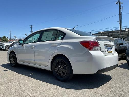 2015 Subaru Impreza 2.0i