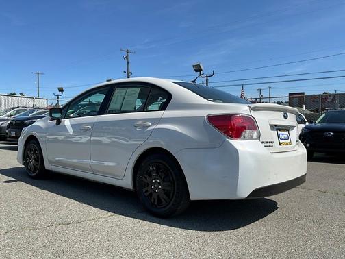 2015 Subaru Impreza 2.0i