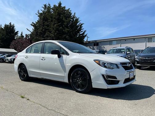 2015 Subaru Impreza 2.0i