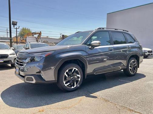Magnetite Gray Metallic 2026 Subaru Forester Limited