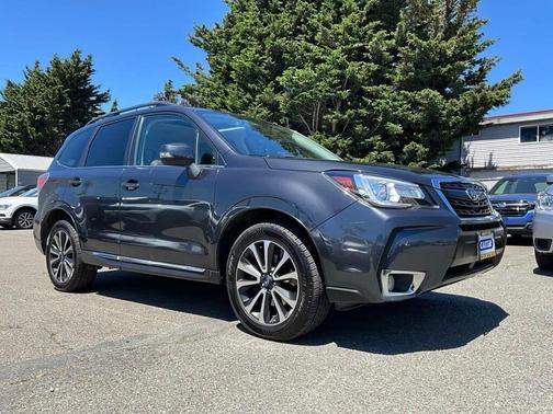 Dark Gray Metallic 2018 Subaru Forester 2.0XT Touring