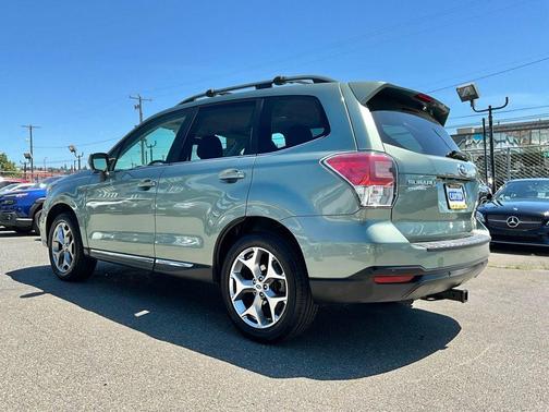 Jasmine Green Metallic 2017 Subaru Forester 2.5i Touring