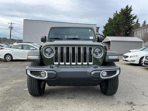 2023 Jeep Gladiator Overland