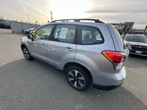 2017 Subaru Forester 2.5i