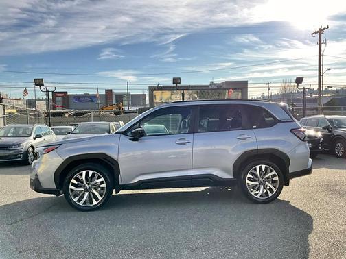 2025 Subaru Forester Touring