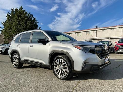2025 Subaru Forester Touring