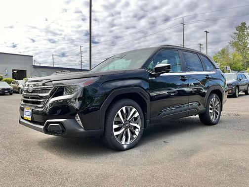 Crystal Black Silica 2026 Subaru Forester Touring