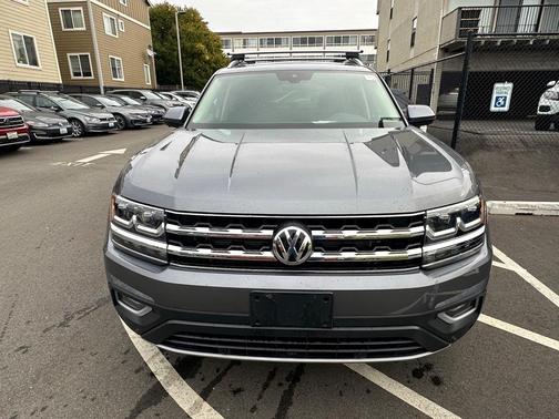 2018 Volkswagen Atlas 3.6L SEL Premium