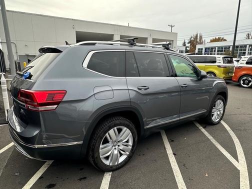 2018 Volkswagen Atlas 3.6L SEL Premium