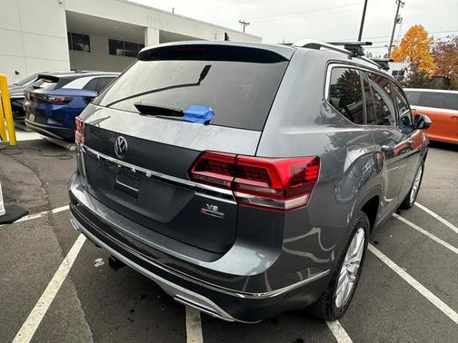2018 Volkswagen Atlas 3.6L SEL Premium