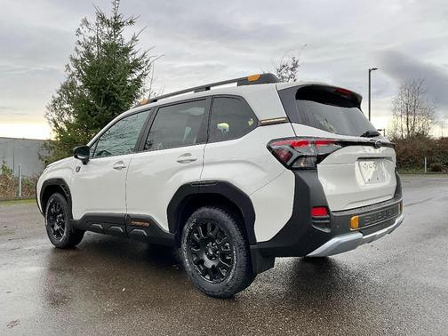 Crystal White Pearl 2026 Subaru Forester Wilderness